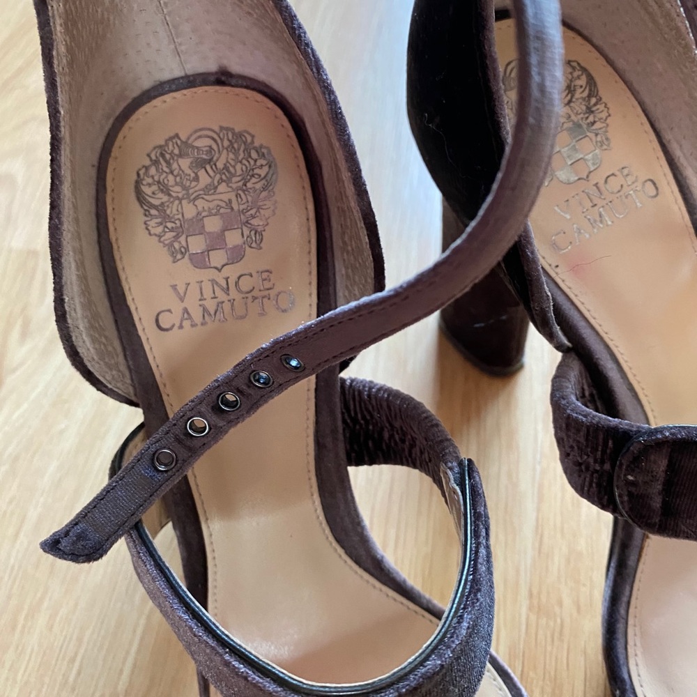 Vince Camino 8.5 open toe ankle strap heels - Picture 2 of 7
